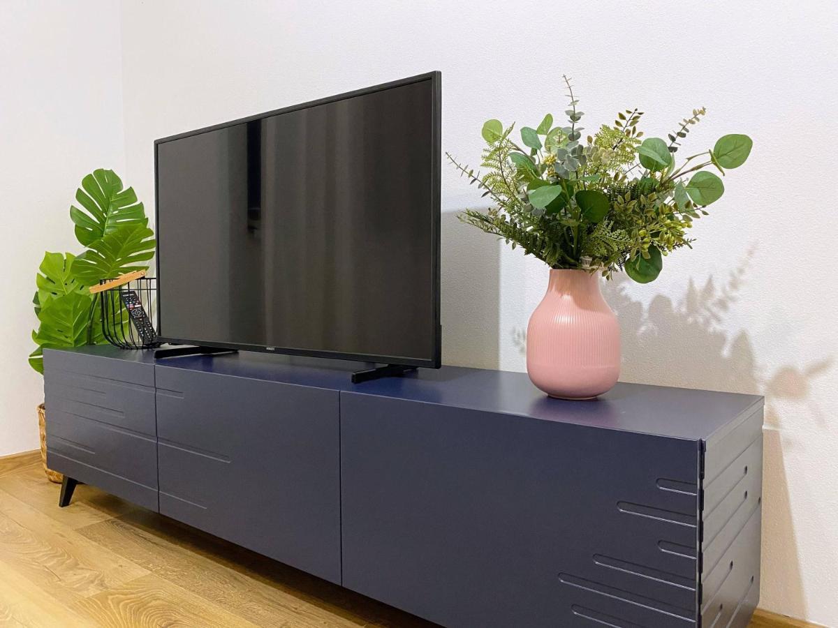 Cozy North Railway St - 4 Min Walk * בוקרשט